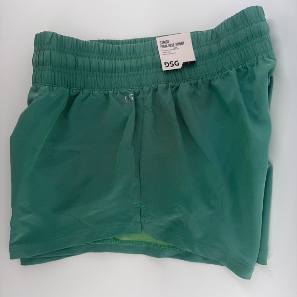 DSG Pants - DSG Womens Stride High-Rise Short Green Iridescent Small DAW14201N NWT